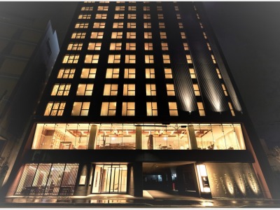 �z�e���@�A�}�l�N����̊O��