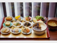 ���D�݂Œ�����I���W�i�����H�r���b�t�F