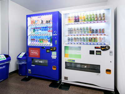 自動販売機有り（ソフトドリンク）
