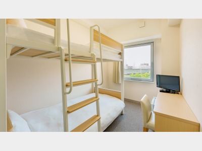 ツイン（2段ベッド利用）