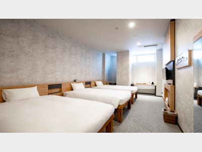 【禁煙・個室】トリプル／ベッド幅120cm×3台／21平米