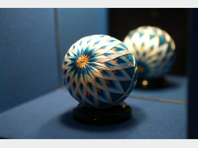 藍の間（加賀てまり）