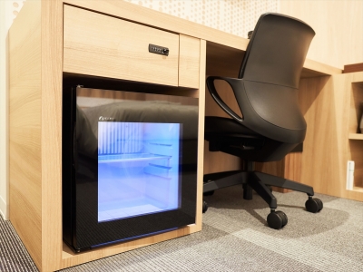 ビジネスに最適なデスクとオフィスチェアをご用意♪