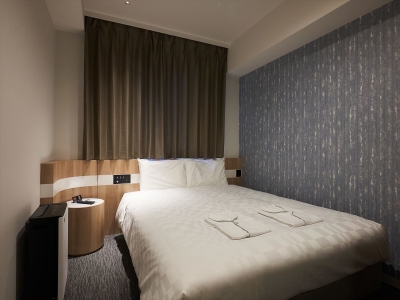 ダブルルーム：広さは16.95平米♪