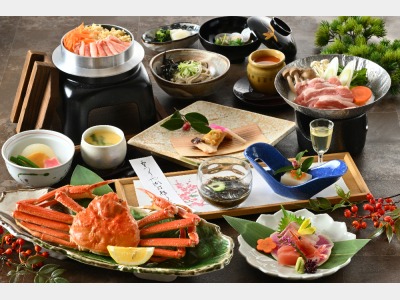 夕食一例（カニ1杯付き会席）