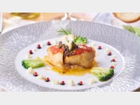 ���g���̃^�b�v�i�[�h�C���[�W�i�����C�̍K���y���ޏt�̂܂񂼂��o�C�L���O�j