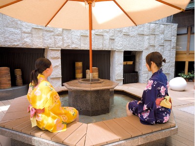 足湯「休足の湯」