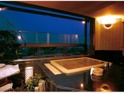 星の棟　客室露天風呂一例