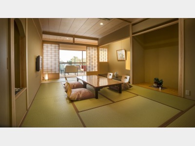 【禁煙室　五彩の間】674号室　客室の一例