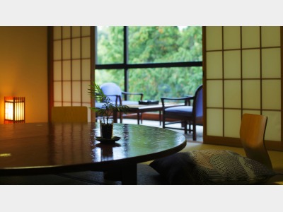 【みどりの棟・山側】客室の一例　大浴場やお食事会場、ロビーの移動に便利