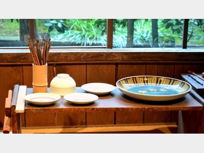 【九谷焼窯跡展示館】九谷焼の絵付け体験も出来ます。旅の想いでにいかがですか？