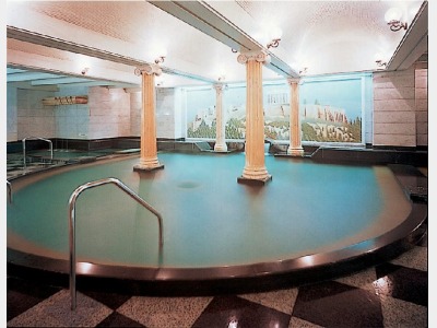 大浴場　ギリシャ大神殿　女性