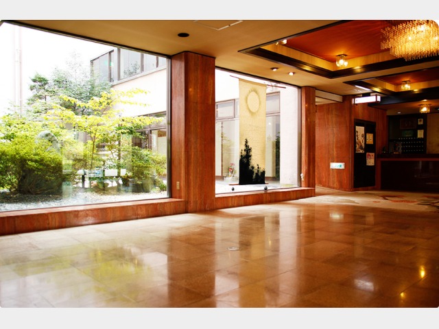 彩華の宿　多々見 ロビー