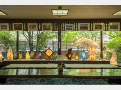 ロビーにある調度品一つ一つ、こだわって選んでおります