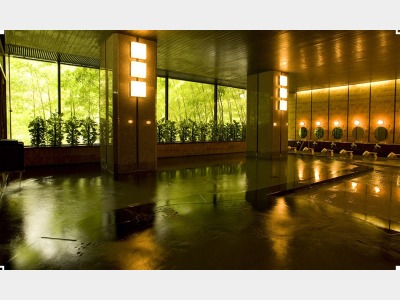 大浴殿 春夏秋雪