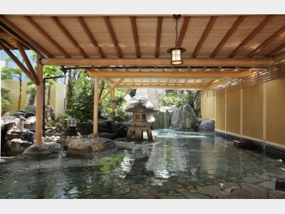 庭園露天風呂（女性用）