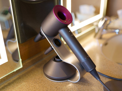 ダイソンドライヤー