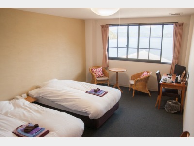 洋室ツインルーム