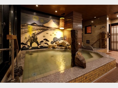 女性大浴場内湯