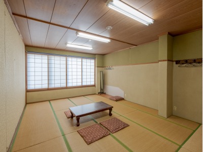 和室家族部屋（バス・トイレなし）　お子様も歓迎です！