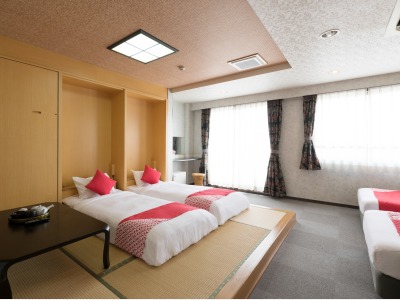 和洋室　グループで楽しくお過ごしいただけます