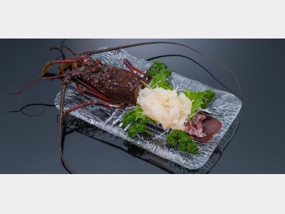 伊勢海老　鮮度抜群ご提供いたします