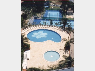 プール_テニスコート