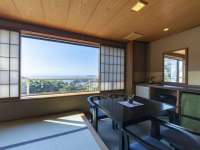 ���q�� ���� �L�y���i���j�^���{�̓`�������e�[�}�ɂ����q���ŁA�Y��ȊC�ƎR�X�̌i�F�ɐS������܂��B