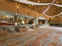 �����r�[�^�{�݂̐����ɘa�̐����W�񂵂��A�ґ�ȋ�Ԃ����q�l���o�}���܂��B