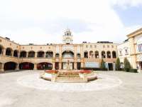 �����O�[�i�e���{�X�̃e�[�}�p�[�N�u���O�i�V�A�v�B��N��ʂ��ăC�x���g���ڂŃt�@�~���[�E�J�b�v���ɐl�C