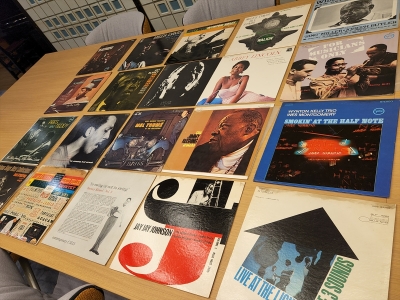 ◆コワーキングスペースではJAZZを始め、70～80sの洋楽、懐かしの歌謡曲等をレコードで鑑賞できます。