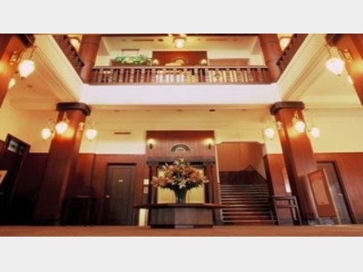 本館ロビー風景