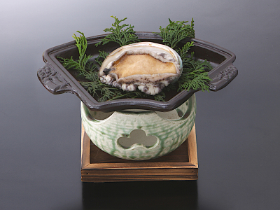 『鮑の陶板焼き』