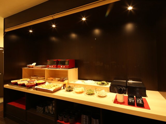 �z�V�J�E���^�[