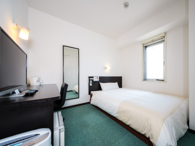 シングル（ダブルベッドルーム）客室一例