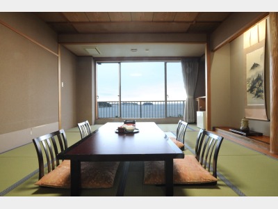 ◆客室：お部屋からは三河湾を一望できます