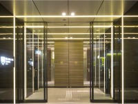 �G���g�����X