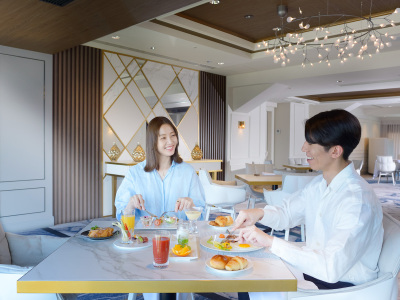 【エスパシオフロア専用ラウンジ】きめ細やかなサービスと共にプライベートな寛ぎのひととき