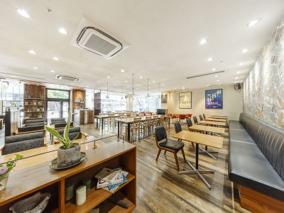 【レストラン】1階・朝食会場　営業時間 6:30～10:00（L.O.9:30）