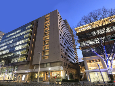 リッチモンドホテル名古屋納屋橋：<夜間：広小路からの外観>