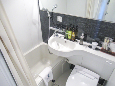 客室イメージシングル-バストイレ