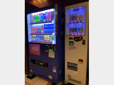 1Fロビー自動販売機