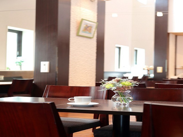 �t�����g�O�@�ҍ��X�y�[�X�i���H���j