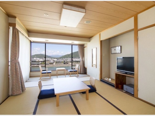 長良川一望和室10畳一例