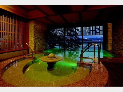 露天風呂（川の瀬）夕景