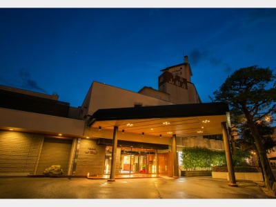 ���C����@�R�`���̊O��