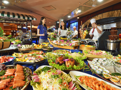 【食事】和洋中＋スイーツで50種以上の食べ放題！お酒やジュースも飲み放題！ディナーバイキング！