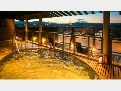 男性・露天風呂イメージ