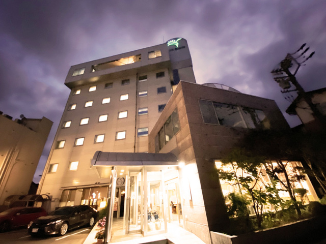 高山シティホテルフォーシーズン ホテル外観