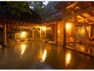 閑座の湯(男)　露天風呂